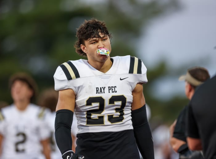 Raymore-Peculiar at Lee's Summit North Missouri football 9-29-23 David Smith 23761